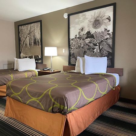 Deluxe Inn & Suites Junction City Εξωτερικό φωτογραφία