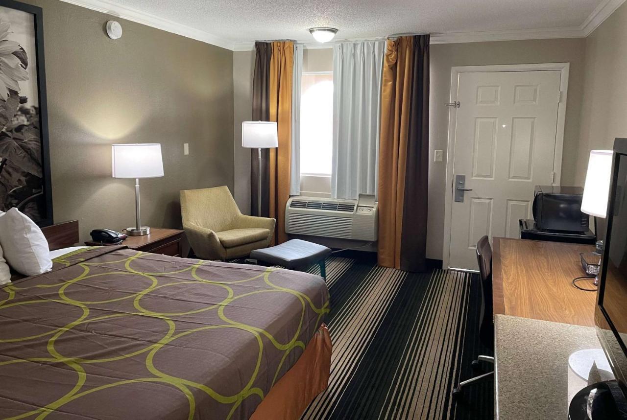 Deluxe Inn & Suites Junction City Εξωτερικό φωτογραφία