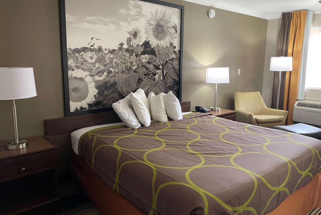 Deluxe Inn & Suites Junction City Εξωτερικό φωτογραφία
