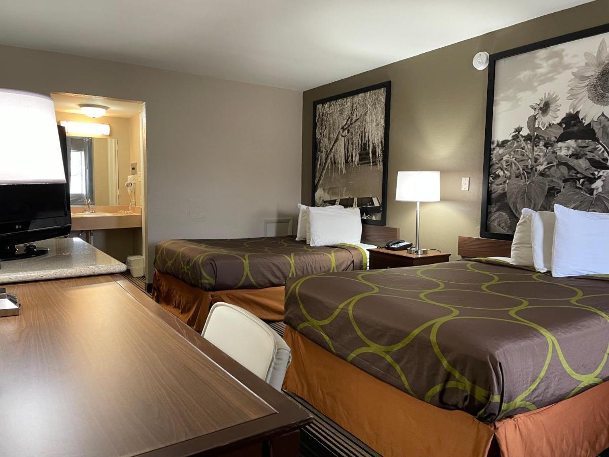 Deluxe Inn & Suites Junction City Εξωτερικό φωτογραφία
