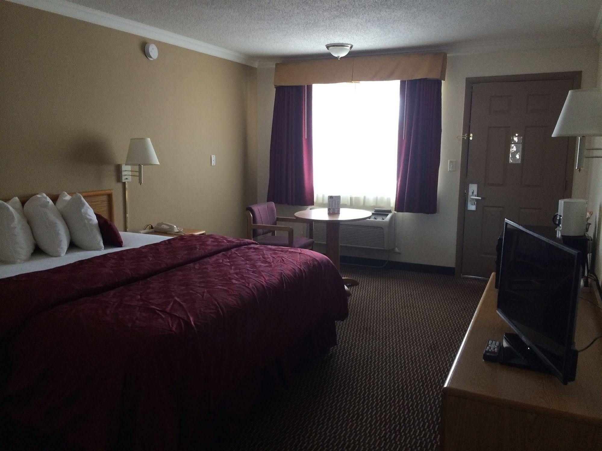 Deluxe Inn & Suites Junction City Εξωτερικό φωτογραφία
